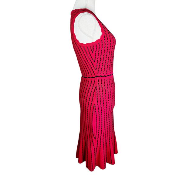 Nina Leonard Striped Sleeveless Sweater Dress Tulip Hem Lightweight Red Black S - Picture 7 of 13